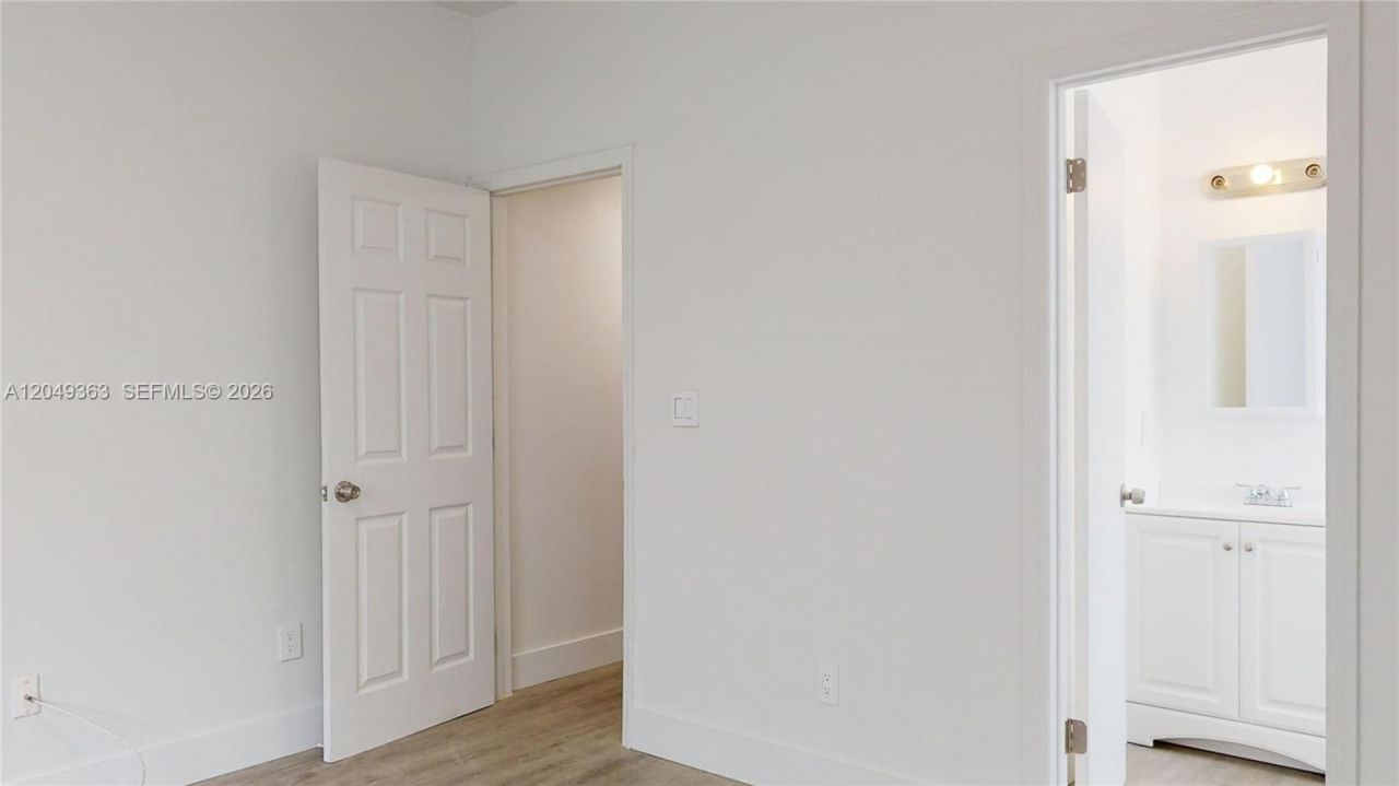 828 Pennsylvania Ave, Unit 7, Miami Beach, FL 33139 Photo