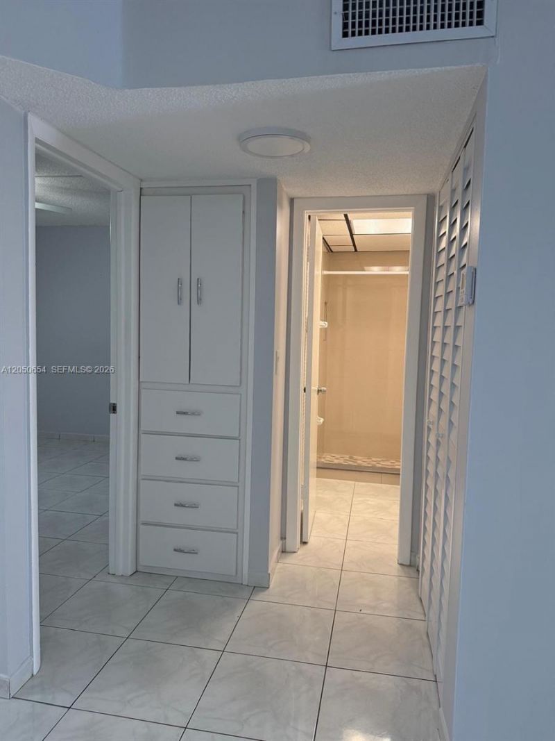 1855 W 60th St , Unit 346-B, Hialeah, FL 33012 Photo