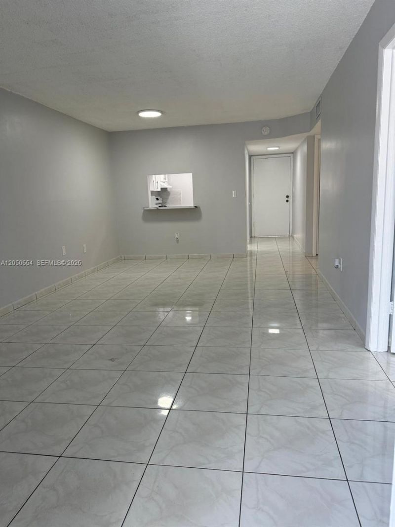 1855 W 60th St , Unit 346-B, Hialeah, FL 33012 Photo