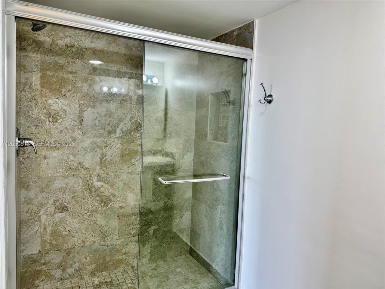 2780 NE 183rd St , Unit 2012, Aventura, FL 33160 Photo