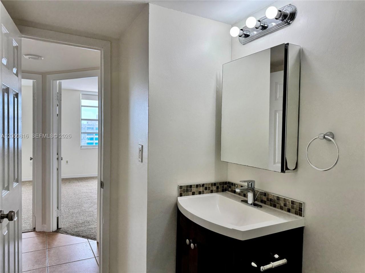 2780 NE 183rd St , Unit 2012, Aventura, FL 33160 Photo