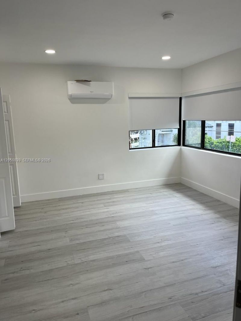 7128 Indian Creek Dr , Unit 9, Miami Beach, FL 33141 Photo
