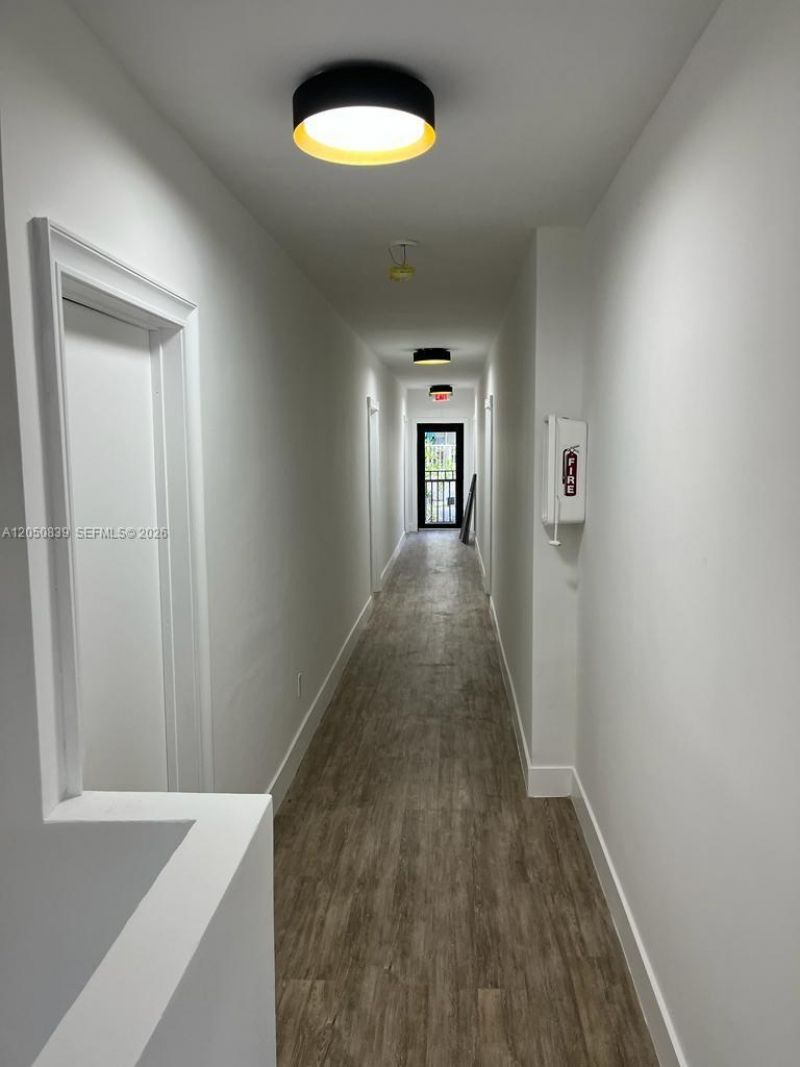 7128 Indian Creek Dr , Unit 9, Miami Beach, FL 33141 Photo