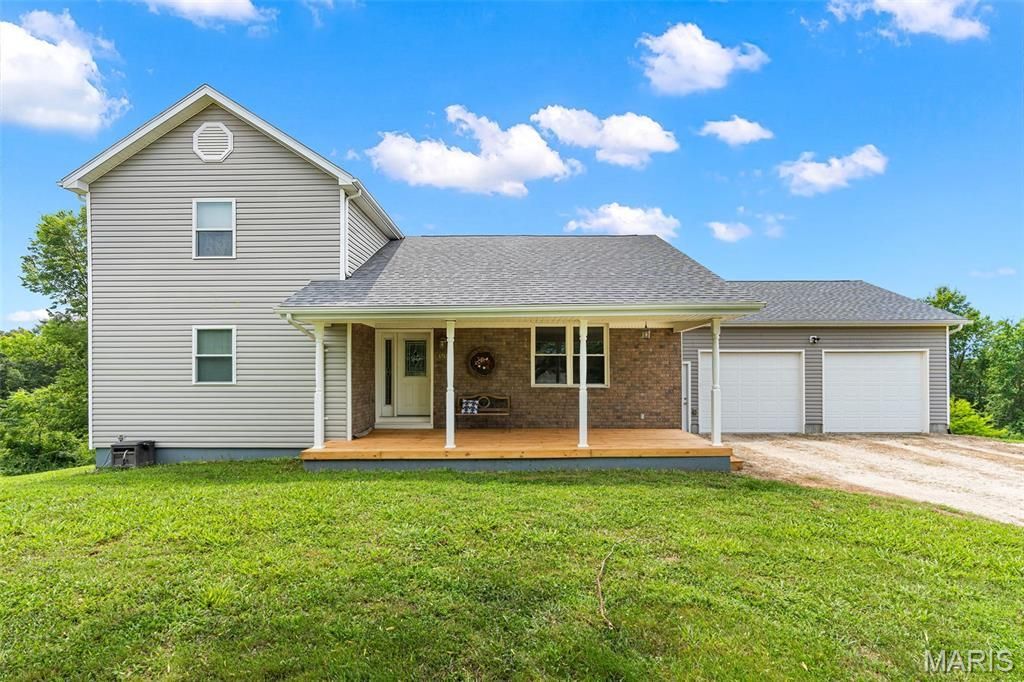 4748 Hilltop Drive, Washington, MO 63090 Main Photo