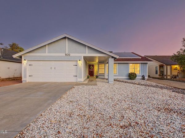1109 W WICKIEUP Lane, Phoenix, AZ 85027