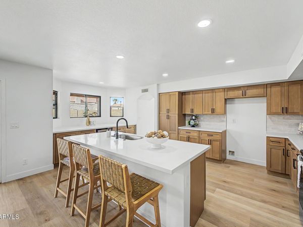 7380 W PIUTE Avenue, Glendale, AZ 85308