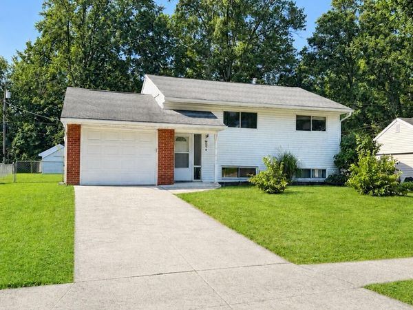 747 W Lane Avenue, Lima, OH 45801
