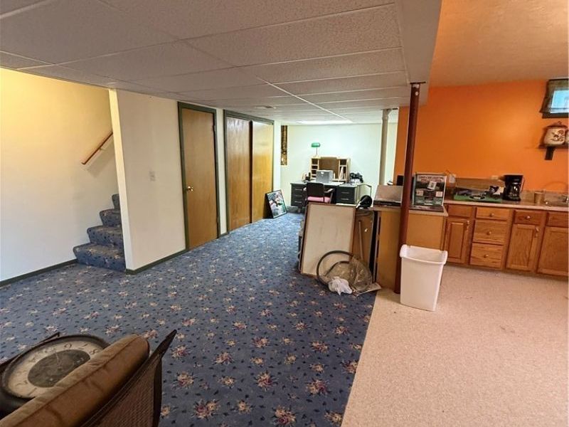 49208 Hickman Rd, East Liverpool, OH 43920 Photo 11