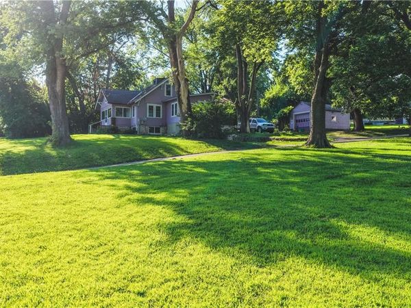 7165 Gibbs Road, Kansas City, KS 66106