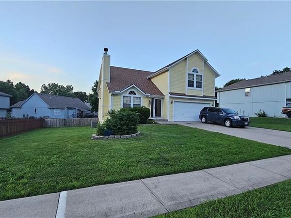7608 NE 56TH Street, Kansas City, MO 64119