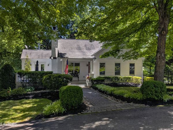 1122 Craig Rd, Knoxville, TN 37919