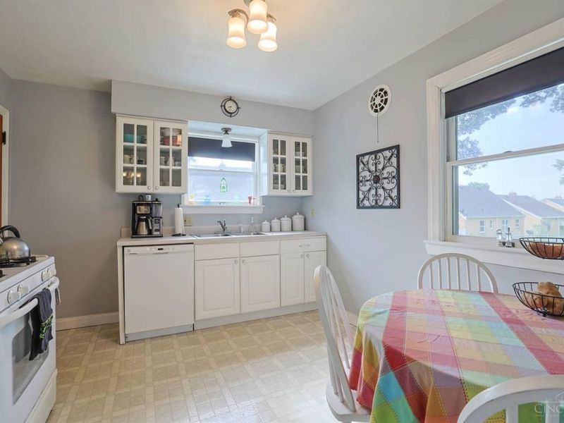 4235 Marlin Avenue, Cheviot, OH 45211 Photo 12