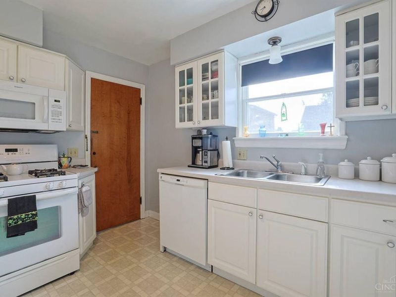 4235 Marlin Avenue, Cheviot, OH 45211 Photo 14