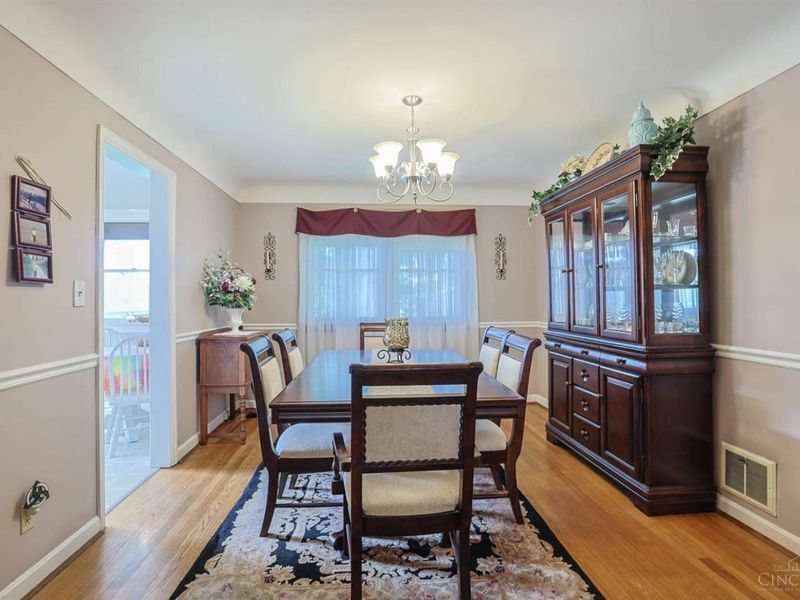 4235 Marlin Avenue, Cheviot, OH 45211 Photo 9