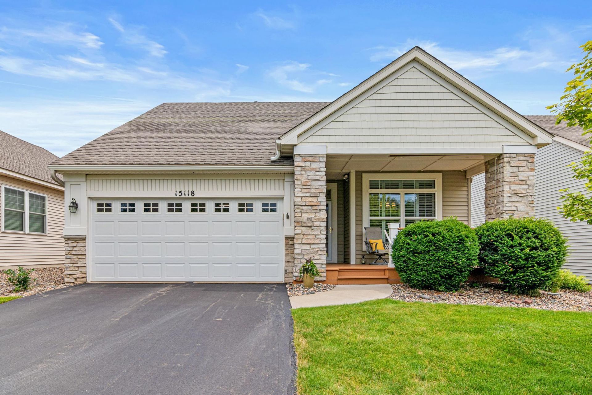 15118 Dutchman Way, Apple Valley, MN 55124 Main Photo