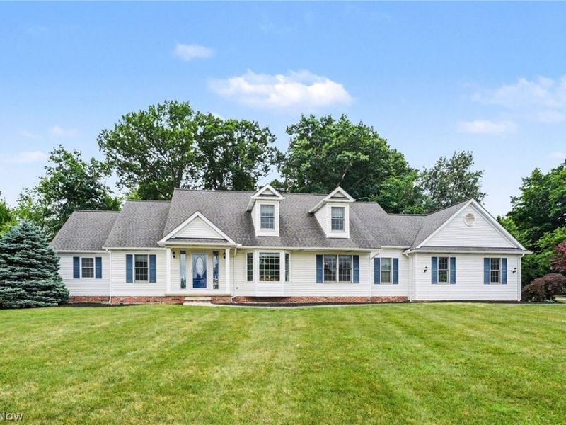 6304 Longspur Road, Highland Heights, OH 44143 Photo 1