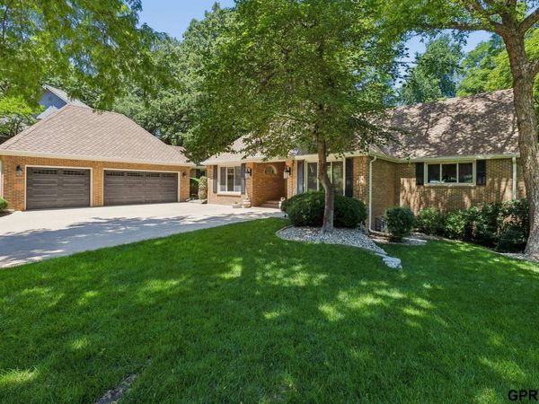 2623 S 96 Circle, Omaha, NE 68124