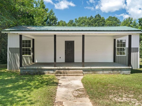 5 Cedar St., Hattiesburg, MS 39401