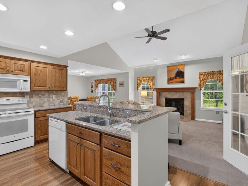 292 Village Drive, Johnstown, OH 43031 Photo 11