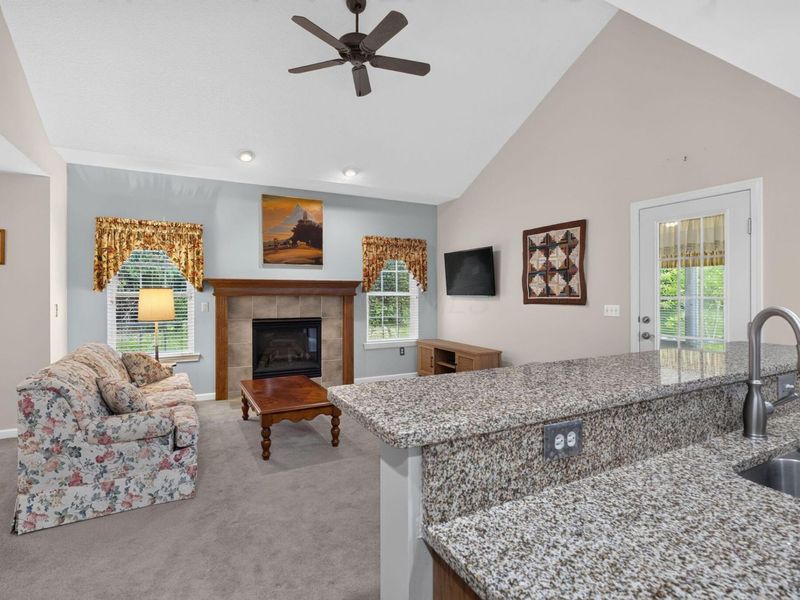 292 Village Drive, Johnstown, OH 43031 Photo 14