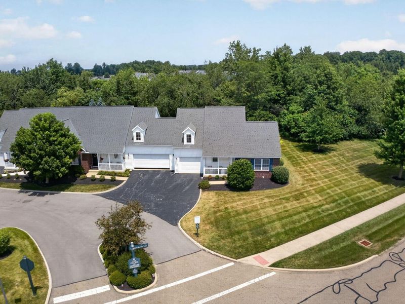 292 Village Drive, Johnstown, OH 43031 Photo 3