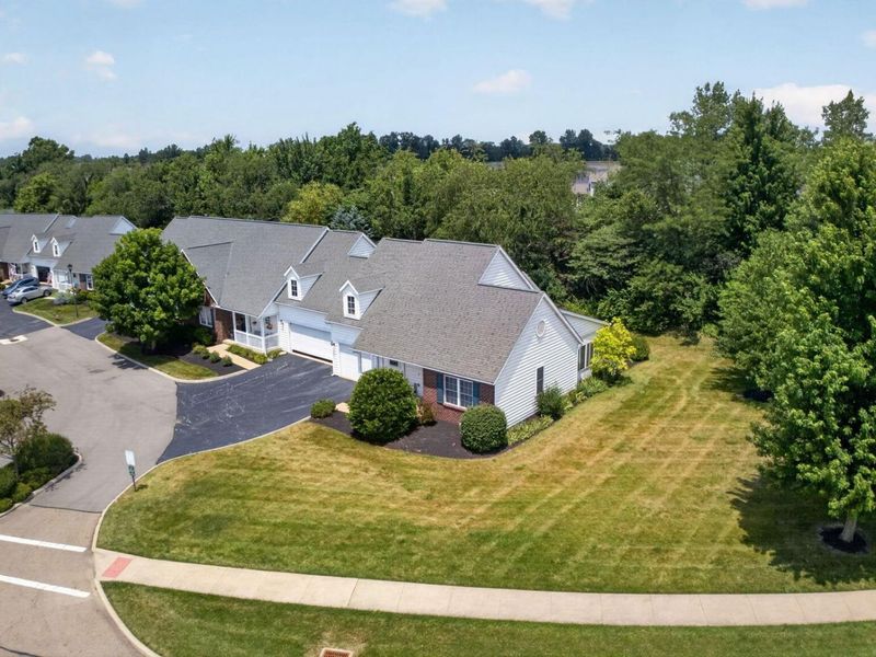 292 Village Drive, Johnstown, OH 43031 Photo 4