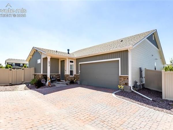 5913 Haster Grove, Colorado Springs, CO 80927
