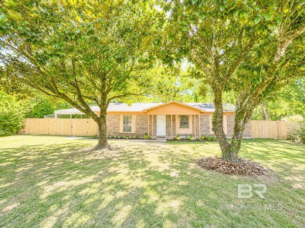 6641 Merlin Drive, Mobile, AL 36619
