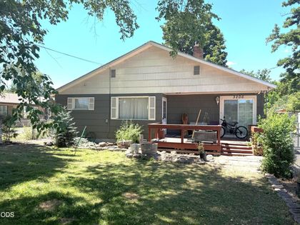 3206 Summers Lane Klamath Falls, OR 97603