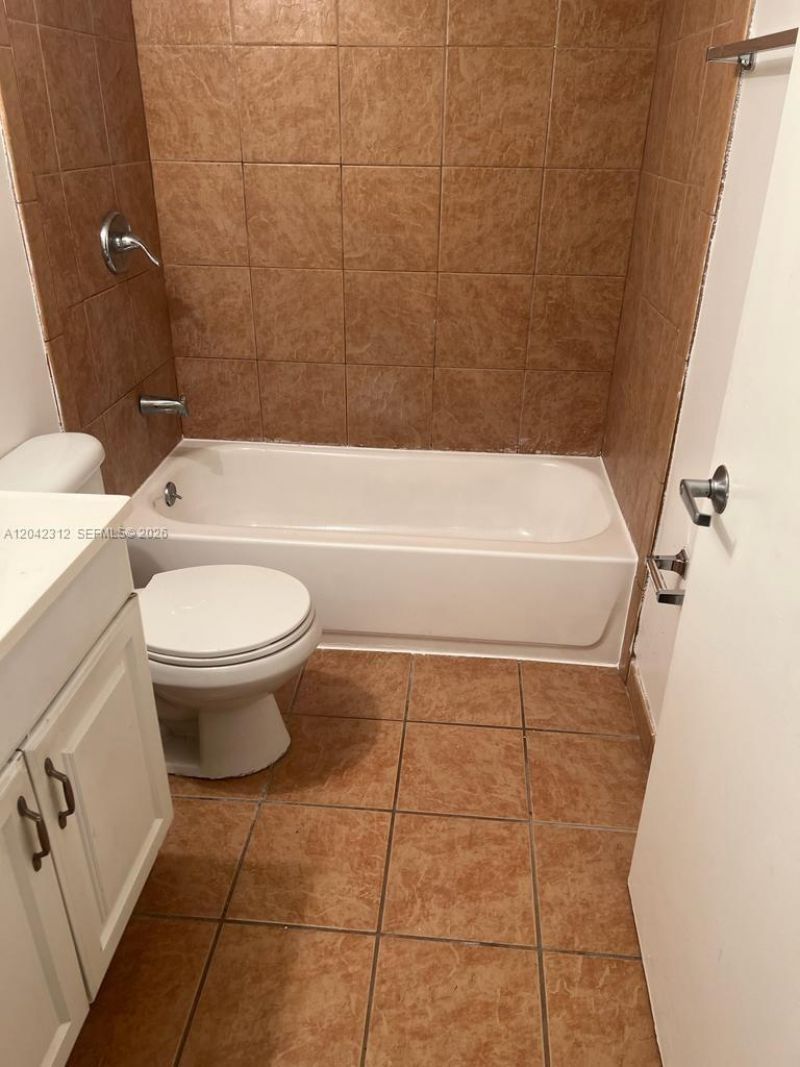 1950 N Congress Ave , Unit 105, West Palm Beach, FL 33401 Photo