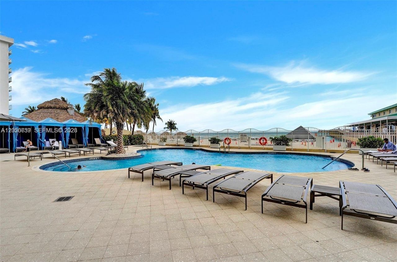 16699 Collins Ave, Unit 1605, Sunny Isles Beach, FL 33160 Photo