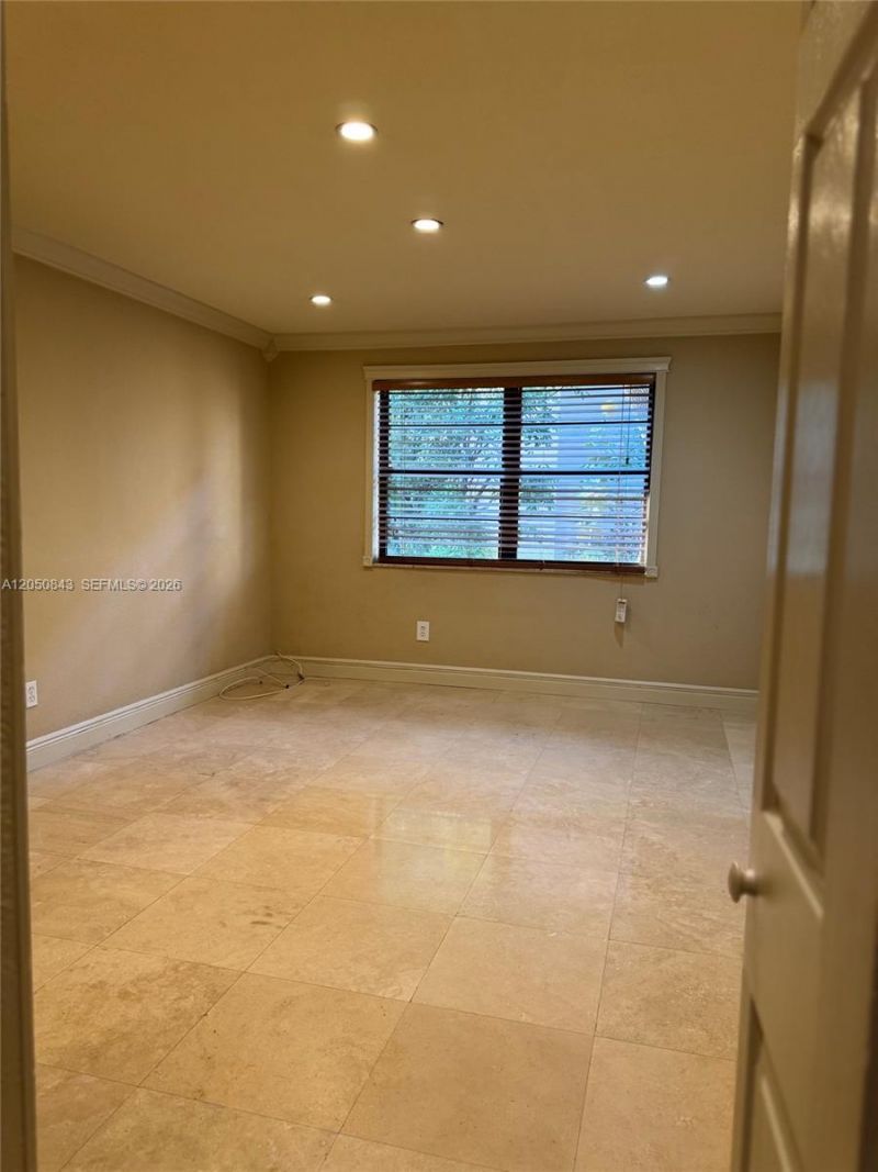 9301 SW 92nd Ave , Unit 212B, Miami, FL 33176 Photo