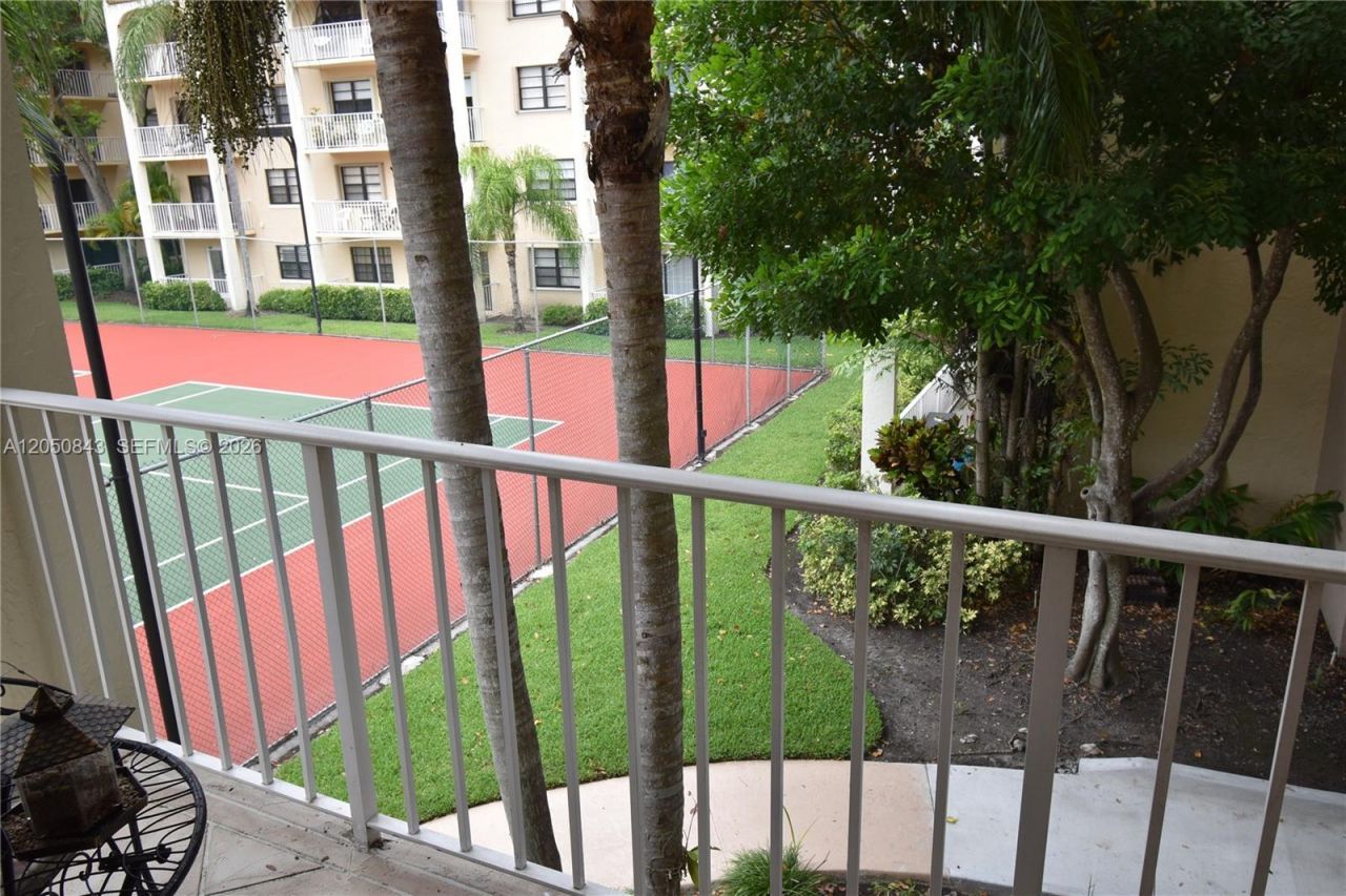 9301 SW 92nd Ave , Unit 212B, Miami, FL 33176 Photo