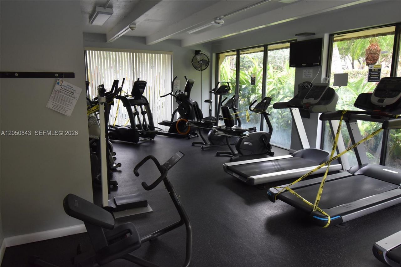 9301 SW 92nd Ave , Unit 212B, Miami, FL 33176 Photo