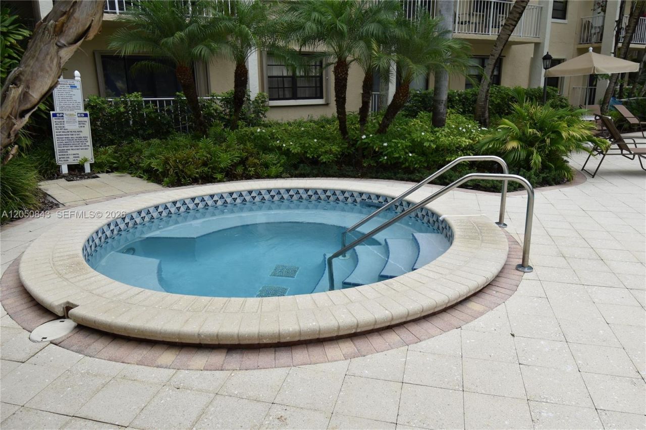 9301 SW 92nd Ave , Unit 212B, Miami, FL 33176 Photo