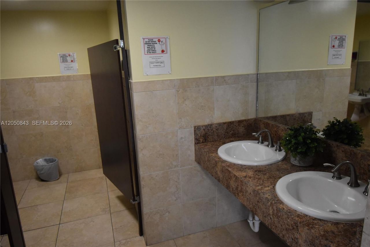 9301 SW 92nd Ave , Unit 212B, Miami, FL 33176 Photo