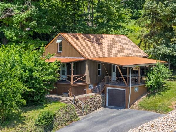 955 Boyce Rd, Bridgeville, PA 15017