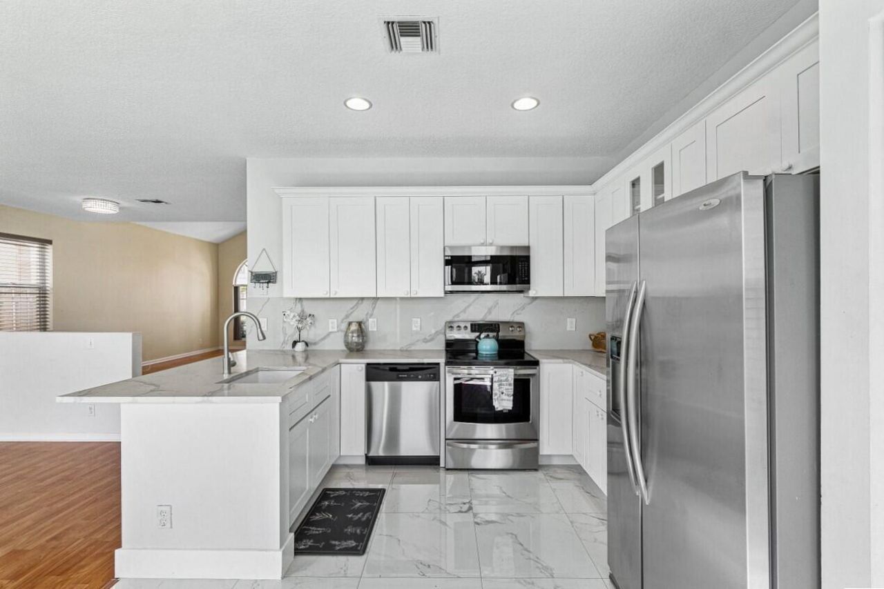 7835 Springfield Lake Drive, Lake Worth, FL 33467 Photo