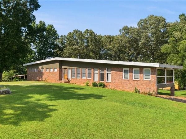 1960 County Road 102, Cedar Bluff, AL 35959