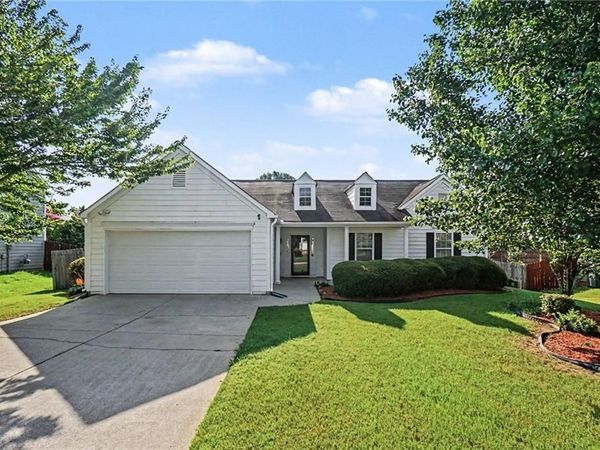 3210 Leprechaun Lane , Powder Springs, GA 30127