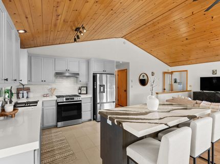 14774 Alder Creek Road, Truckee, CA 96161 Photo