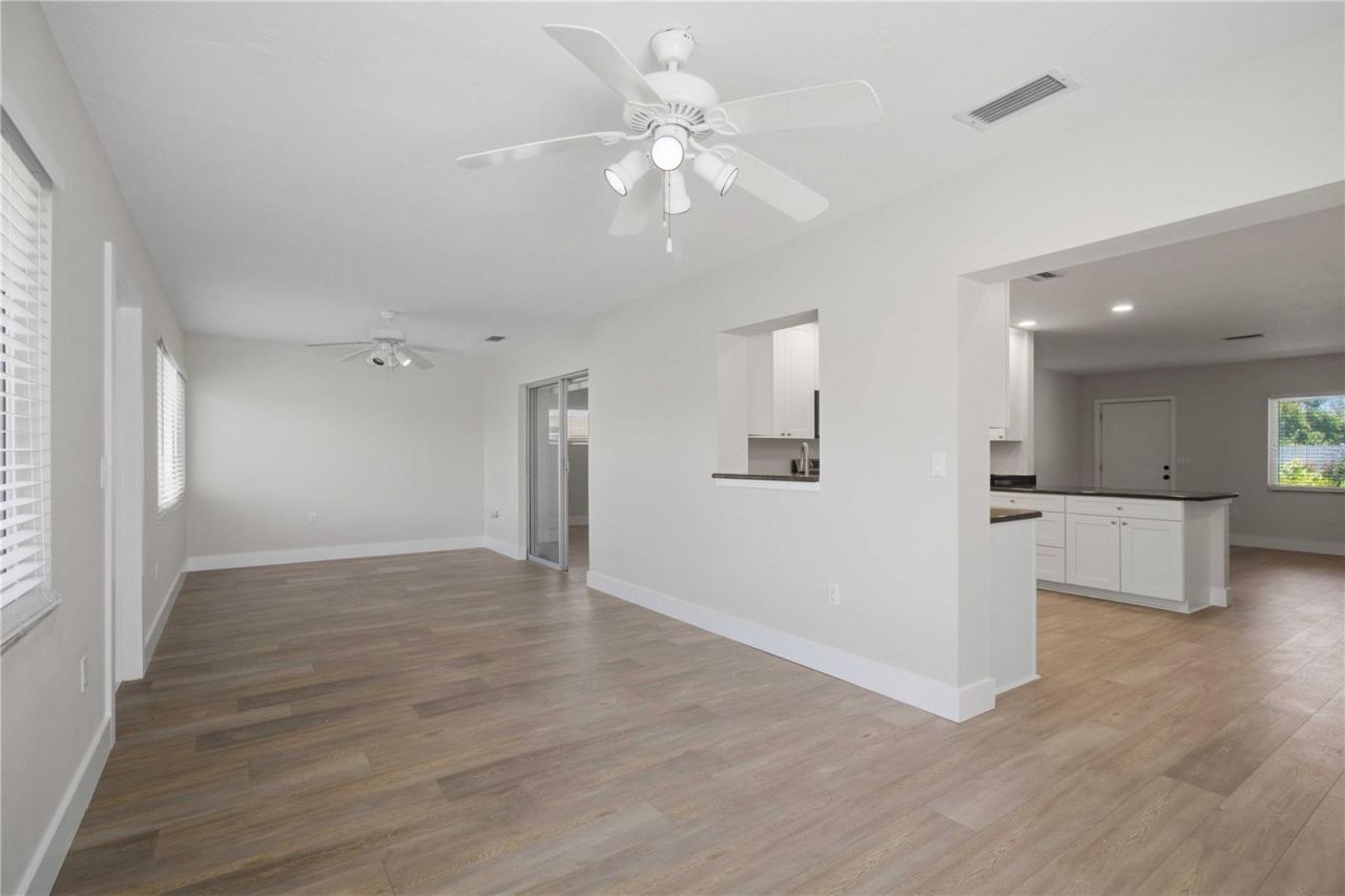 908 24th Avenue W, Palmetto, FL 34221 Photo