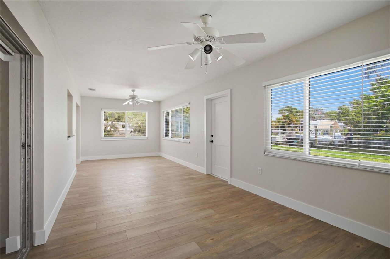 908 24th Avenue W, Palmetto, FL 34221 Photo