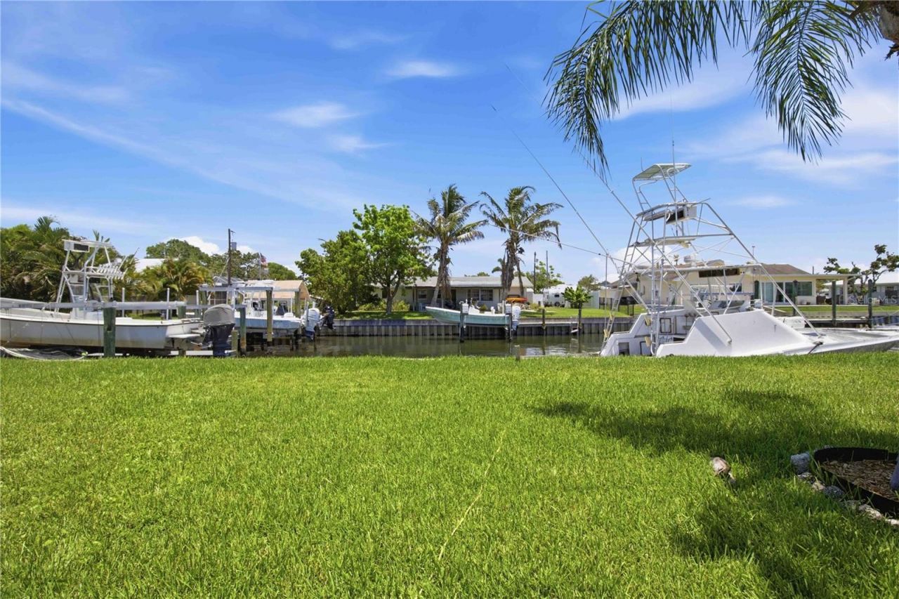 908 24th Avenue W, Palmetto, FL 34221 Photo