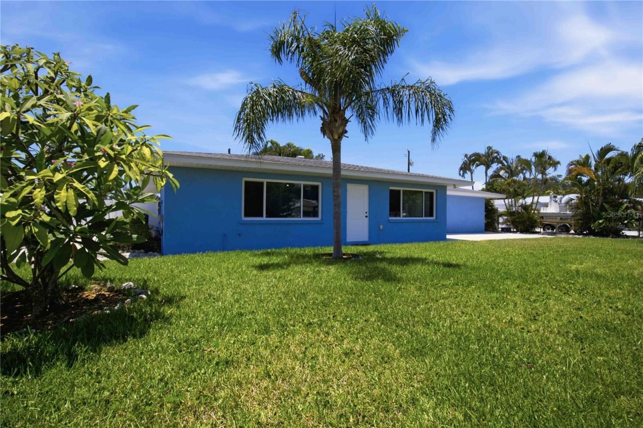 908 24th Avenue W, Palmetto, FL 34221 Photo