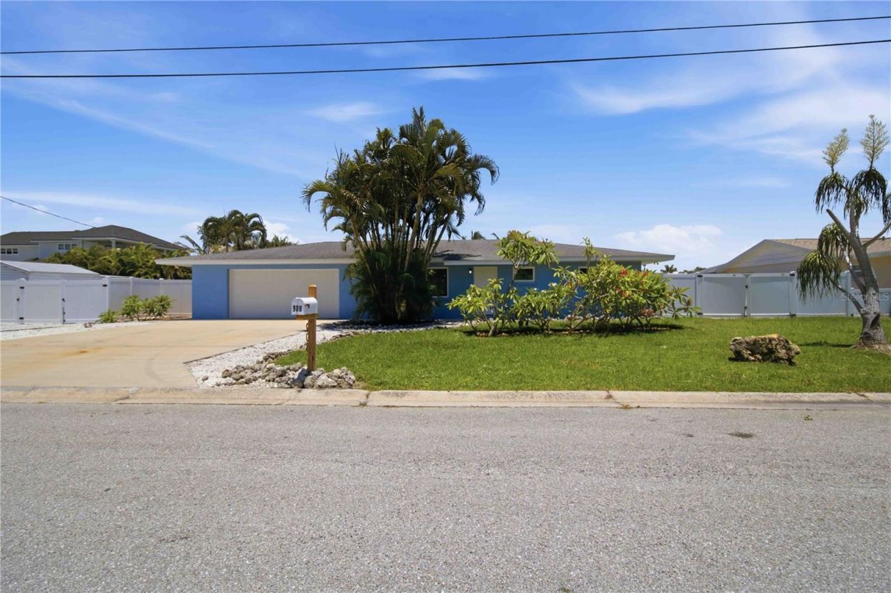 908 24th Avenue W, Palmetto, FL 34221 Photo