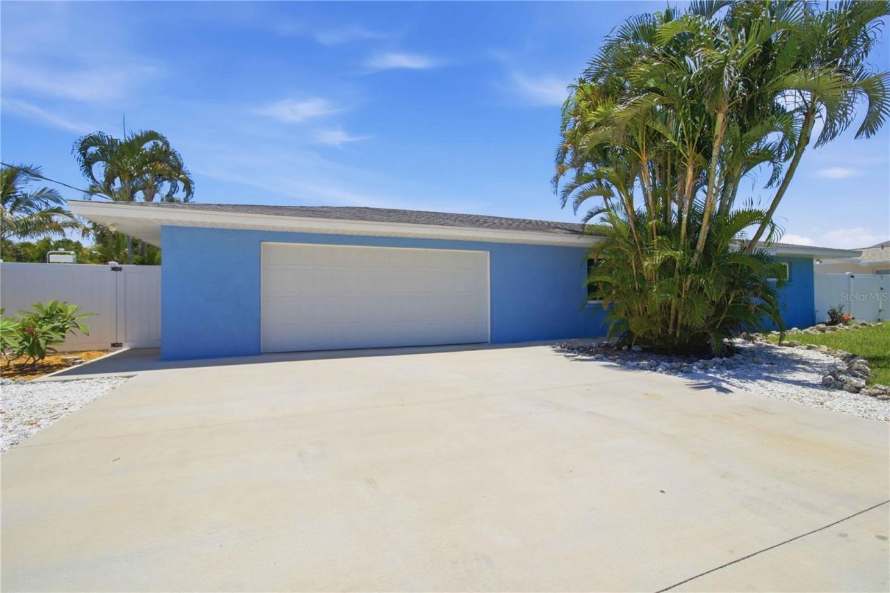 908 24th Avenue W, Palmetto, FL 34221 Photo