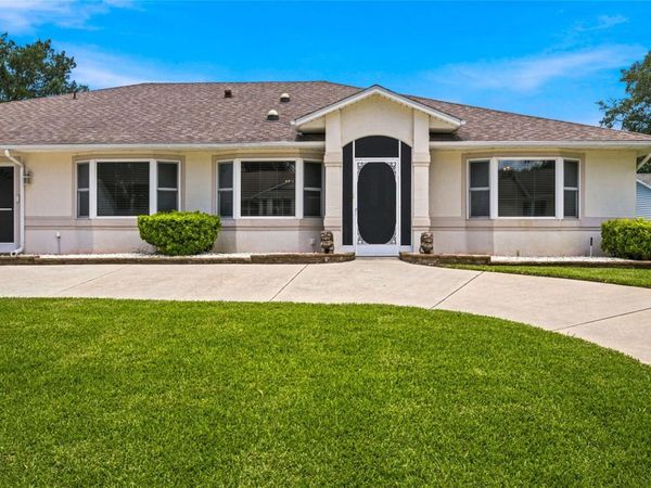 27202 RACQUET CIRCLE , LEESBURG, FL 34748