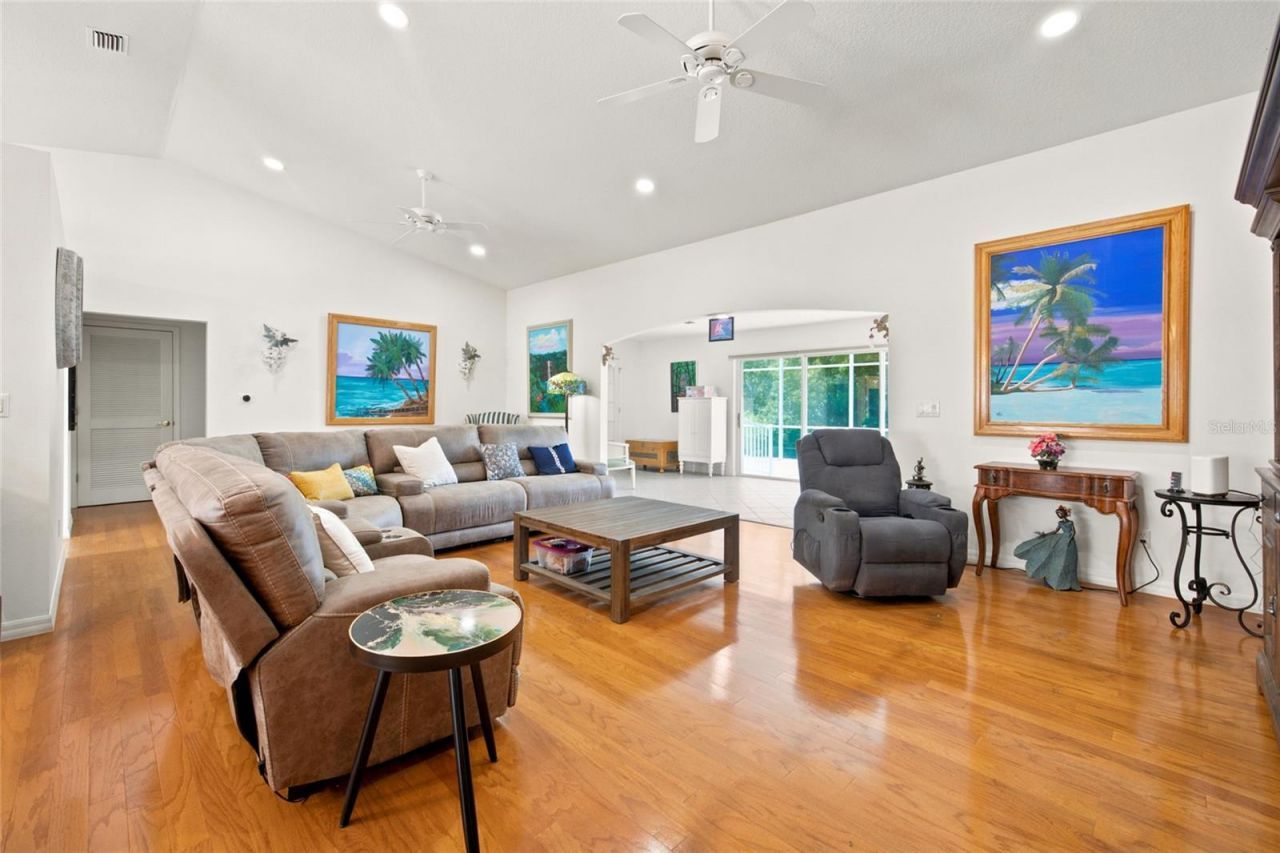27202 Racquet Circle , Leesburg, FL 34748 Photo