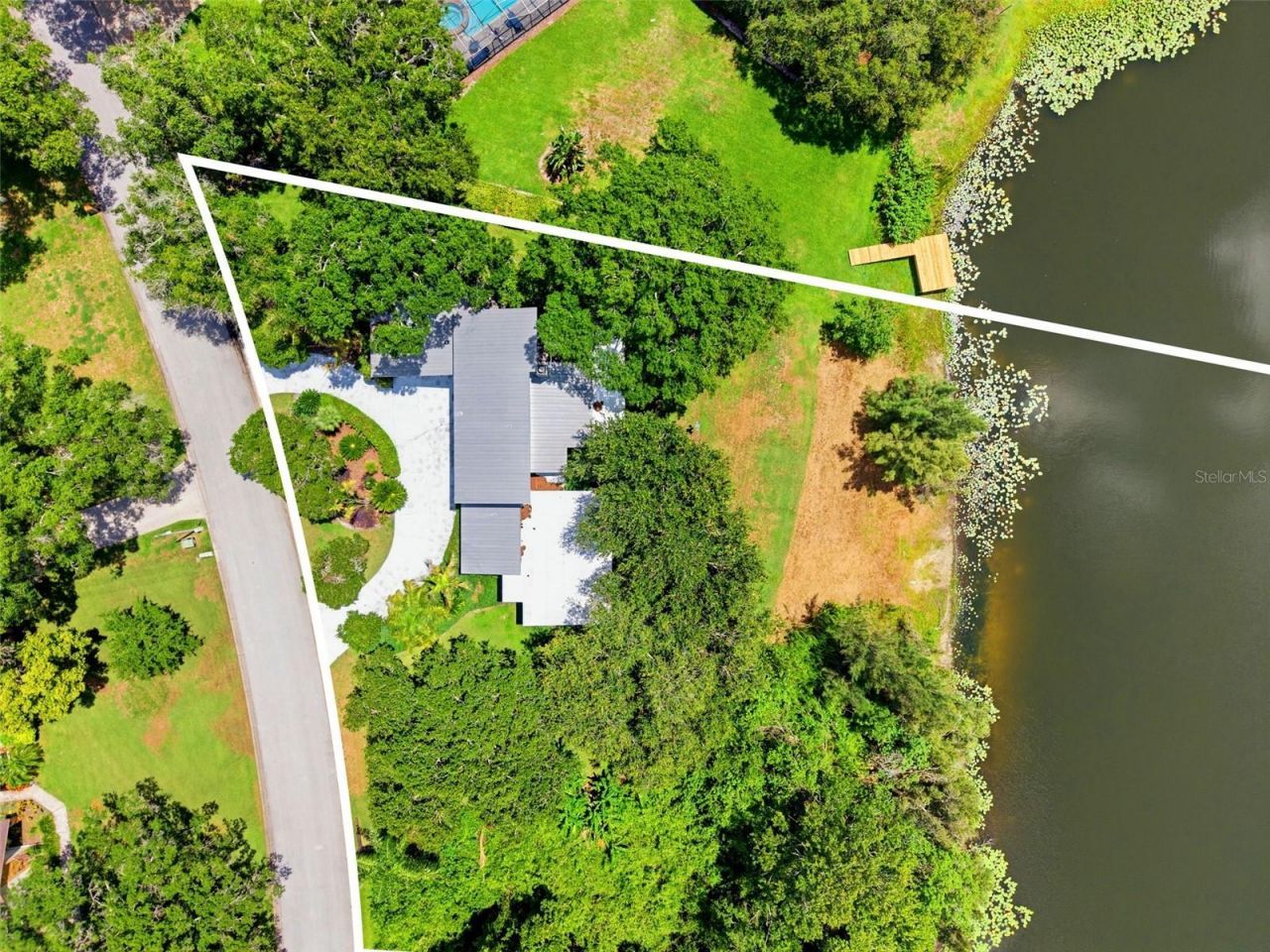 708 Warren Road , Lutz, FL 33548 Photo